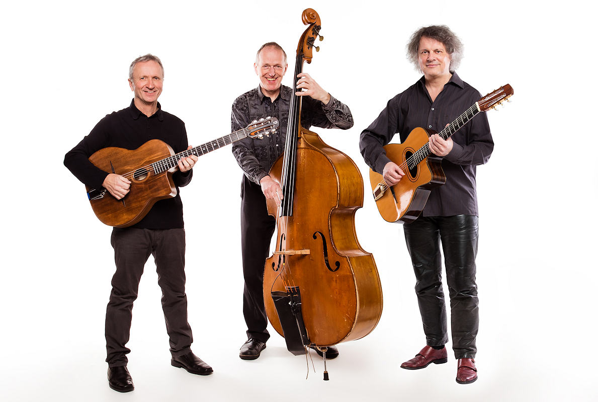 Das Manfred Fuchs Trio spielt am 21.06.24 in den Stiftsterrassen Kaufbeuren